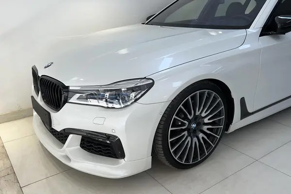 ب ام و، سری 7