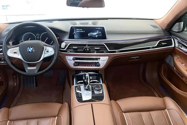 ب ام و، سری 7