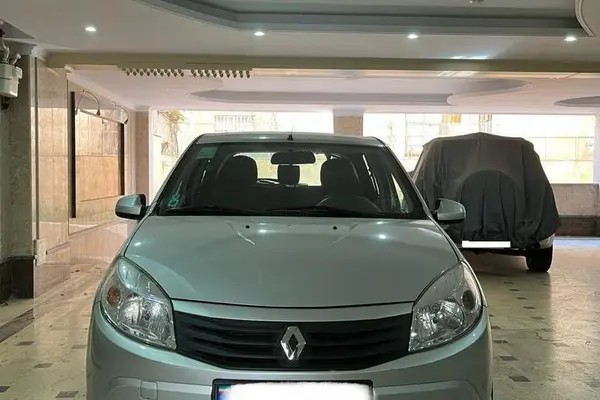 رنو، ساندرو