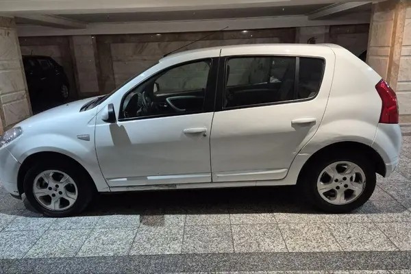 رنو، ساندرو