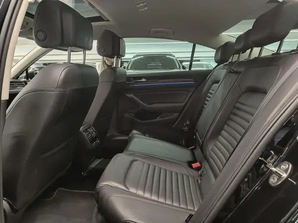 فولکس، پاسات