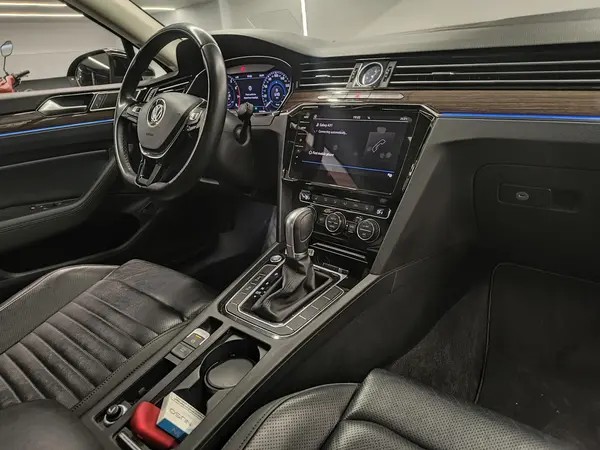 فولکس، پاسات