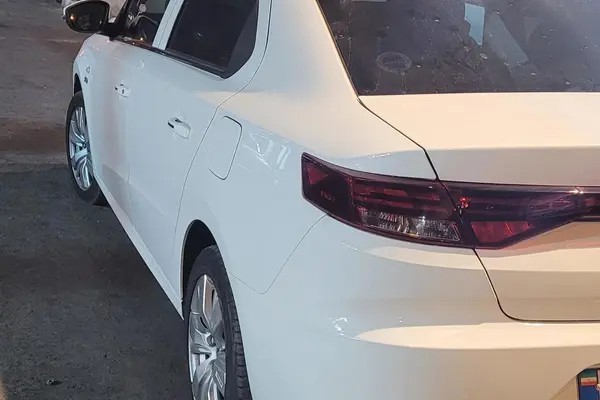 تارا، اتوماتیک V4