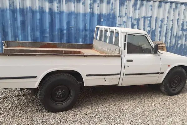 زامیاد، وانت نیسان