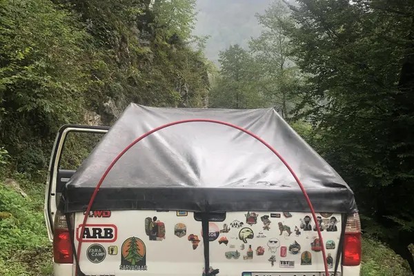 کاپرا، دو کابین