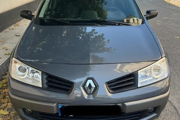 رنو، مگان (وارداتی)