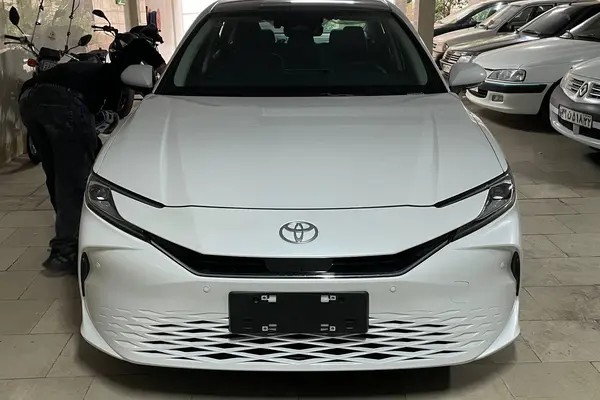 تویوتا، کمری هیبرید