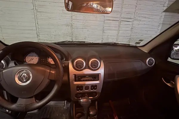 رنو، ساندرو