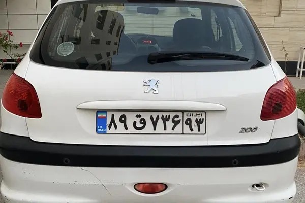 پژو، 206