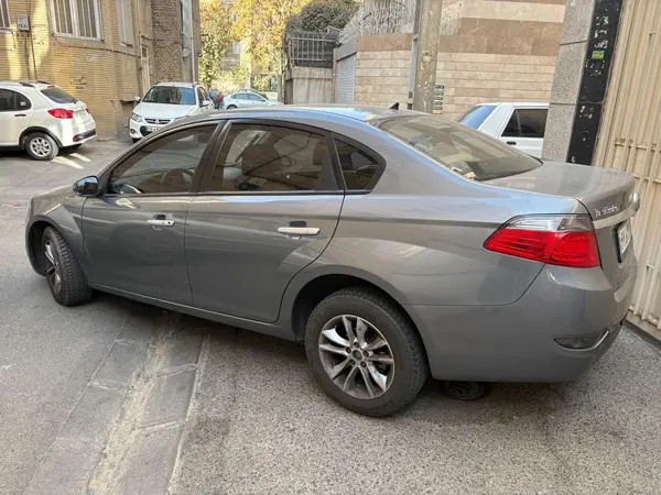 برلیانس، H330