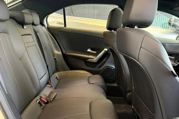 بنز، کلاس A سدان