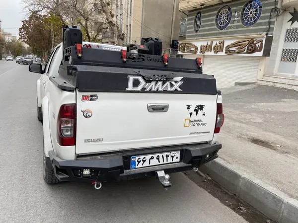 ایسوزو، دی مکس