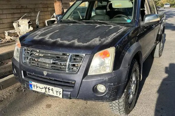 ایسوزو، دی مکس