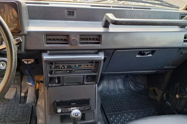 میتسوبیشی، پاجرو چهار در