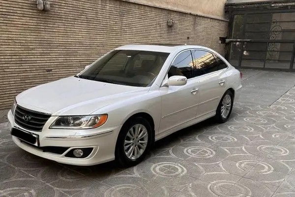 هیوندای، آزرا (گرنجور)