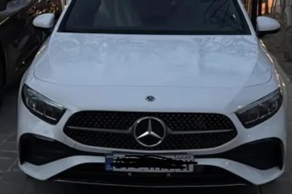 بنز، کلاس A سدان