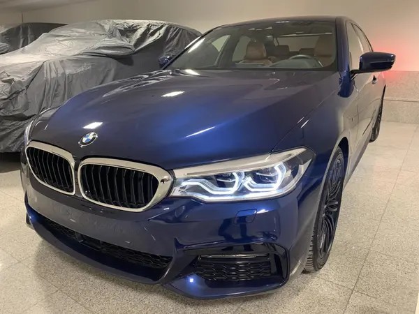 ب ام و، سری 5 سدان