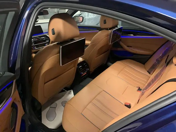 ب ام و، سری 5 سدان