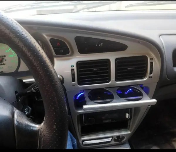 پروتون، ویرا