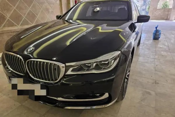 ب ام و، سری 7