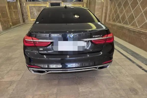 ب ام و، سری 7