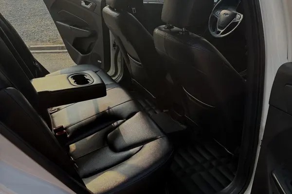 چری، آریزو 5T