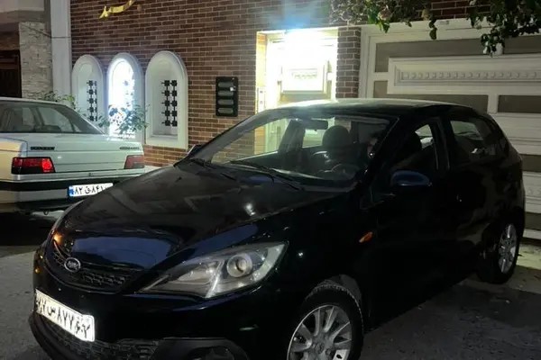 ام وی ام، 315هاچ بک