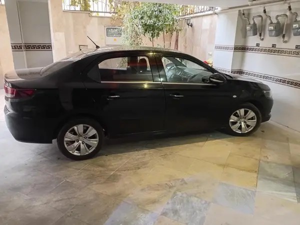 تارا، اتوماتیک V4