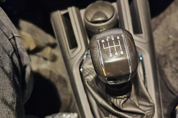 تارا، دنده ای V1 پلاس