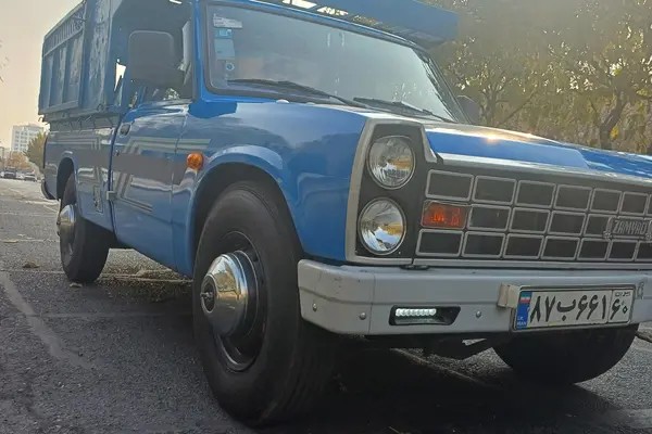 زامیاد، وانت نیسان