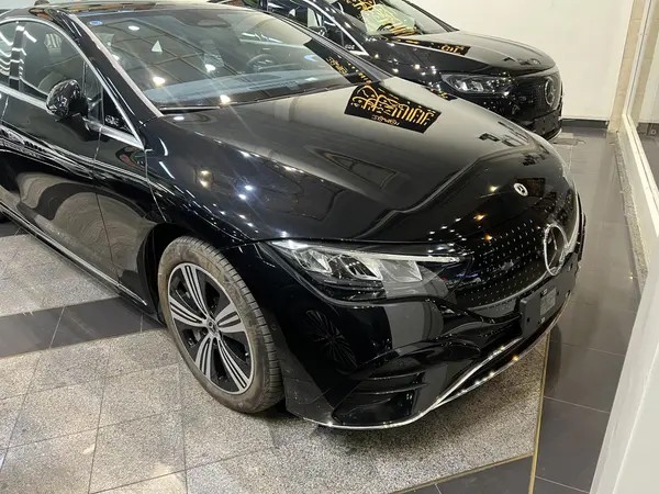بنز، EQE Sedan