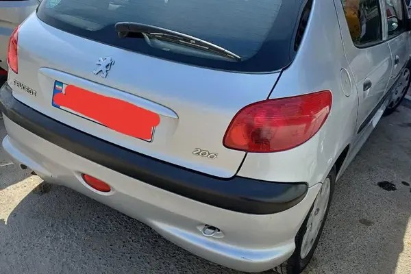 پژو، 206
