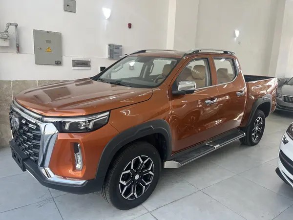 اینفینیت، اکسپلورر