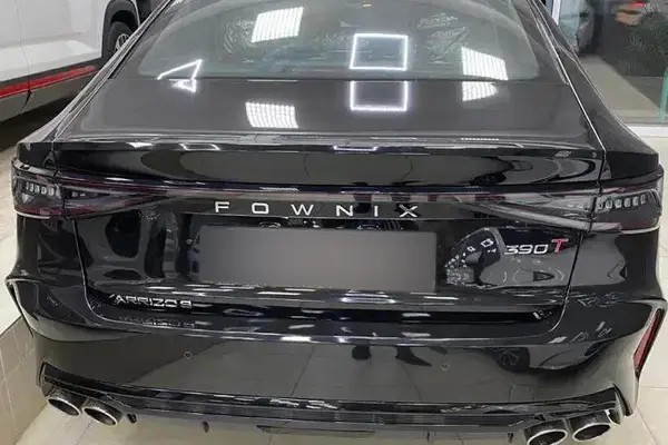 فونیکس، آریزو 8 (Z8)