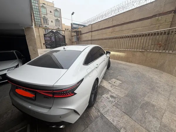 فونیکس، آریزو 8 (Z8)