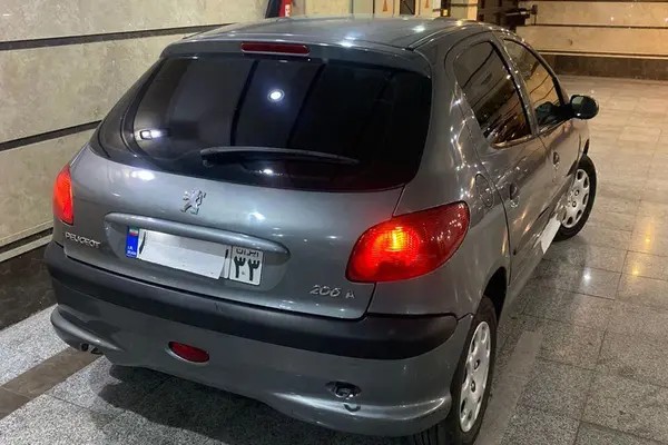 پژو، 206