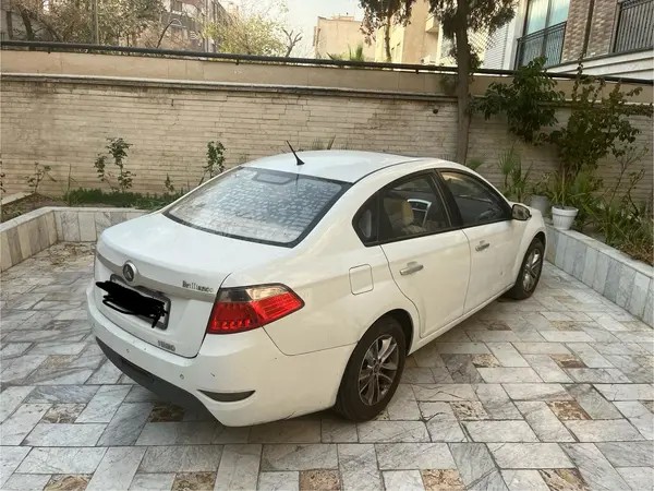 برلیانس، H330