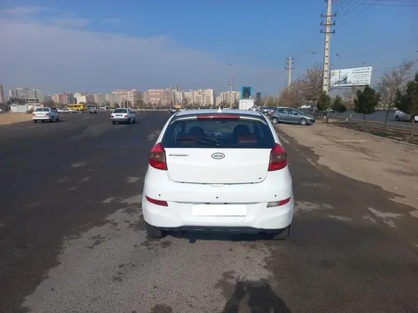 ام وی ام، 315هاچ بک