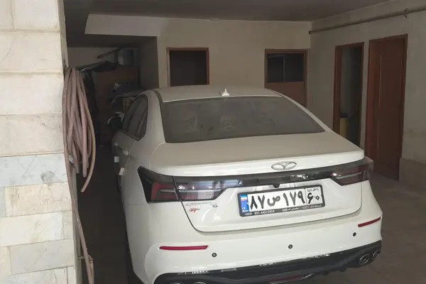 فونیکس، آریزو 6 جی تی (Z6 GT)