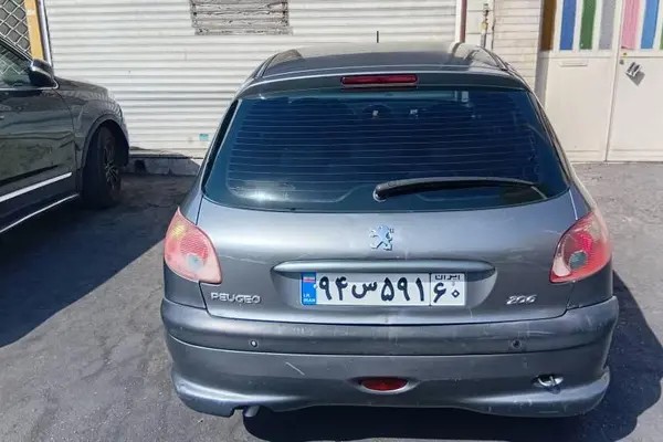 پژو، 206
