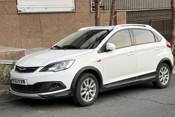 ام وی ام، 315هاچ بک