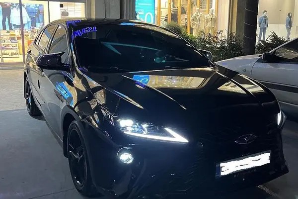 فونیکس، آریزو 6 جی تی (Z6 GT)