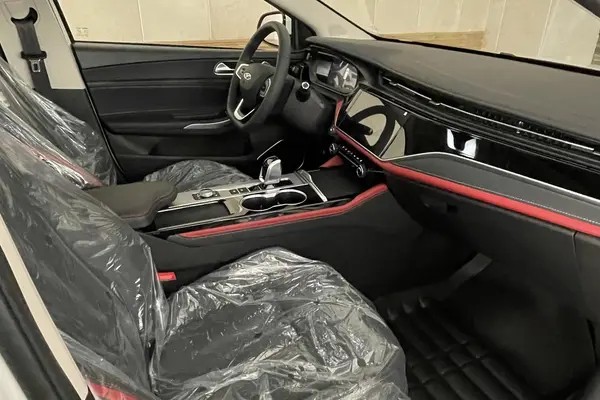 فونیکس، آریزو 6 پرو