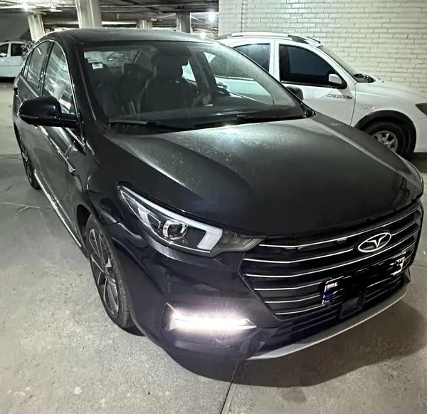 فونیکس، آریزو 6 پرو