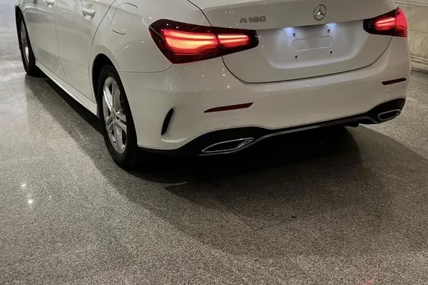 بنز، کلاس A سدان