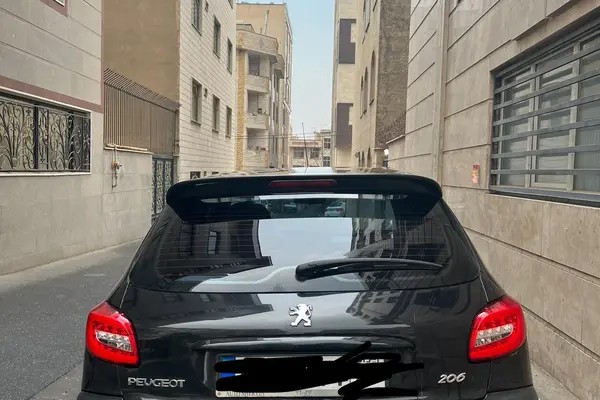 پژو، 206