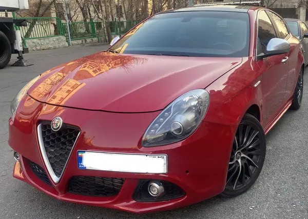 آلفارومئو، جولیتا