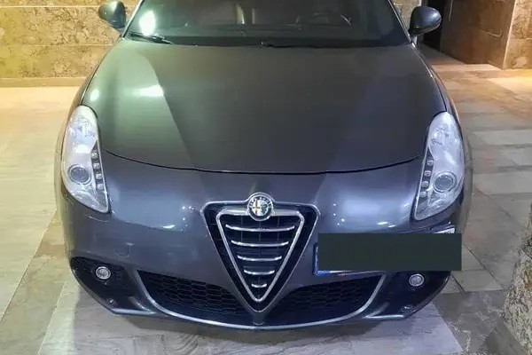 آلفارومئو، جولیتا