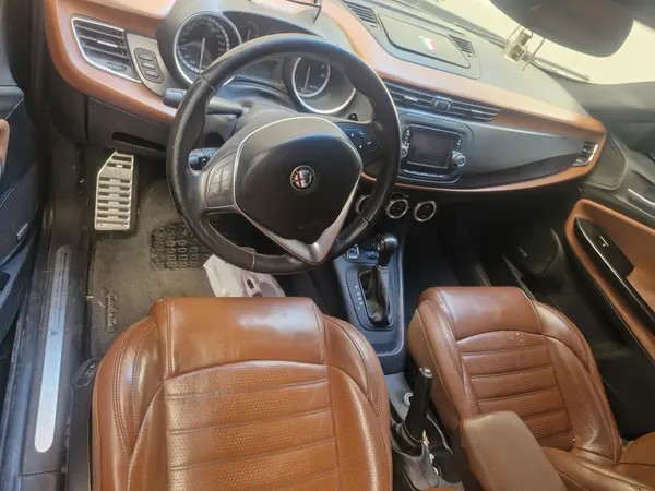 آلفارومئو، جولیتا