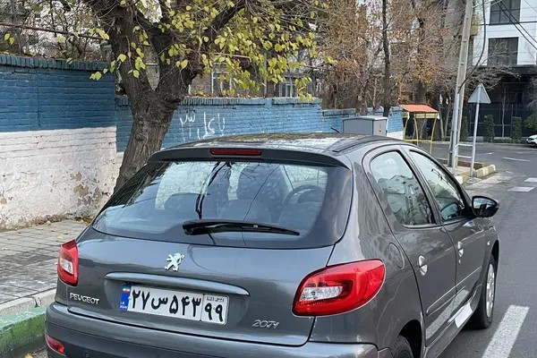 پژو، 207